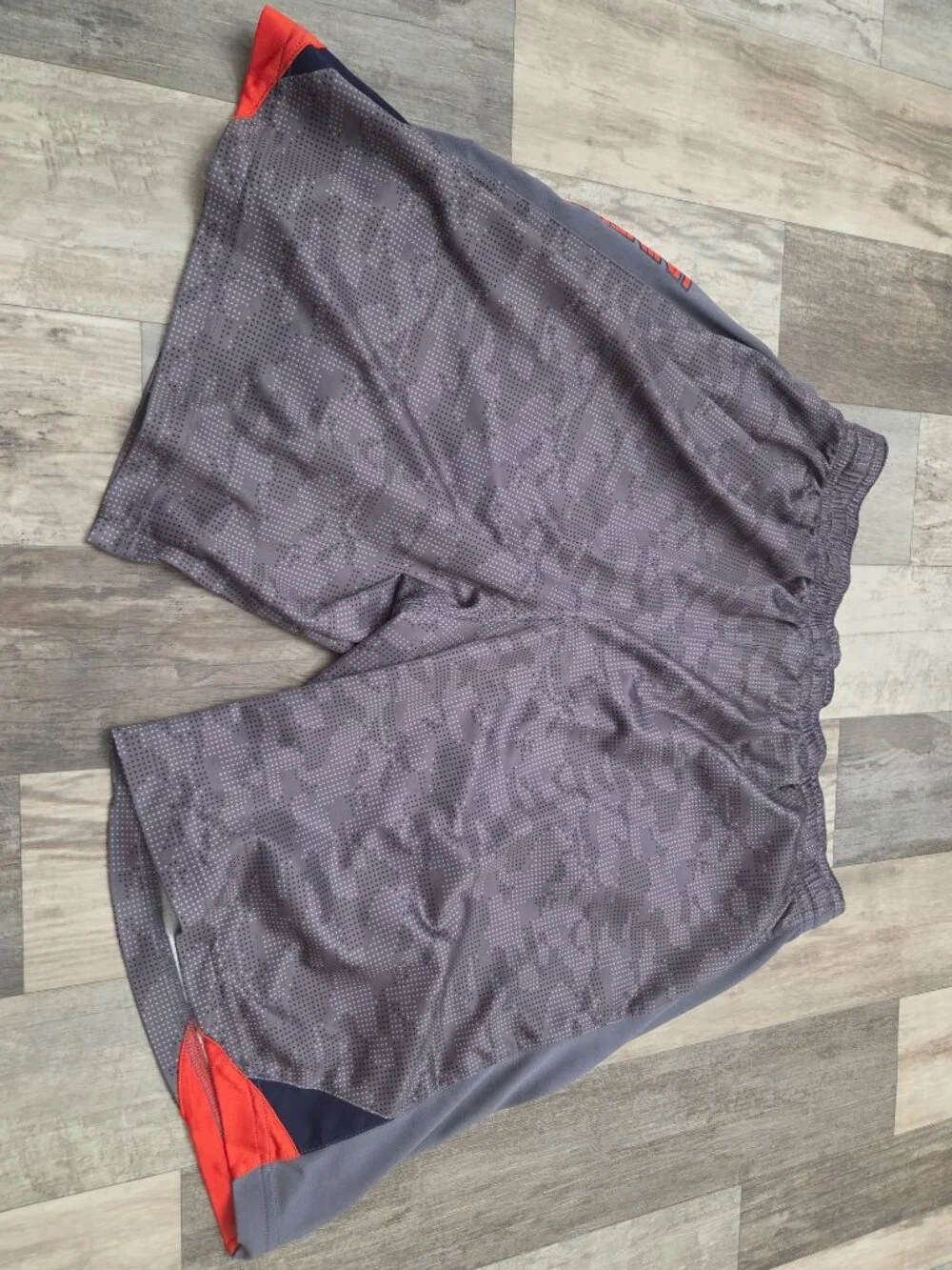 NCAA Gray Baketball Shorts Illinois Fighting Illini Mens XL ProEdge Knights